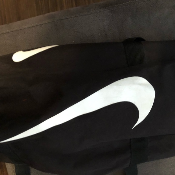 Nike Bat Bag - Picture 7 of 7